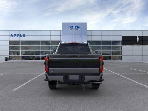 2025 Ford F-350 Platinum