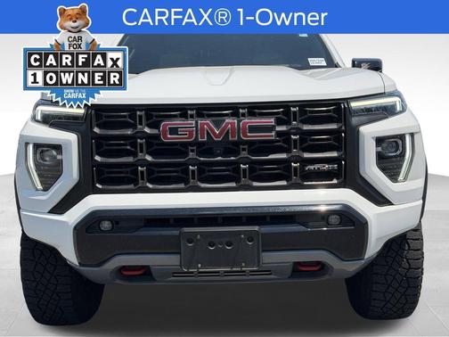 Summit White 2023 GMC Canyon AT4X