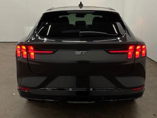 2021 Ford Mustang Mach-E GT