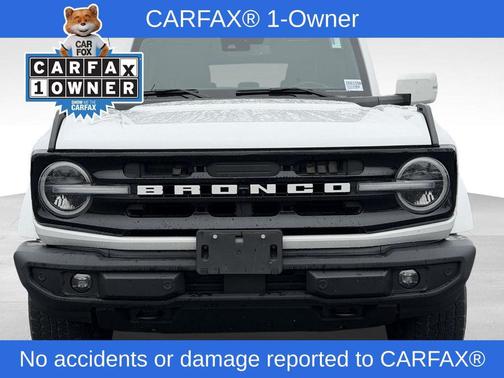 Oxford White 2022 Ford Bronco Outer Banks
