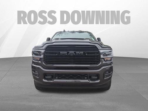 2023 RAM 3500 Laramie Crew Cab 4x4 8' Box