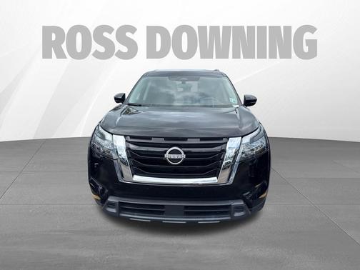 Super Black 2023 Nissan Pathfinder SV FWD
