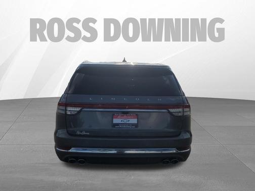 Asher Gray Metallic Clearcoat 2023 Lincoln Aviator Reserve AWD