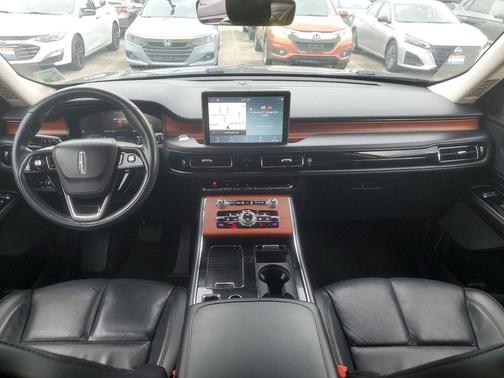 Asher Gray Metallic Clearcoat 2023 Lincoln Aviator Reserve AWD