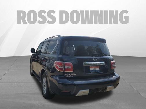 2017 Nissan Armada SV