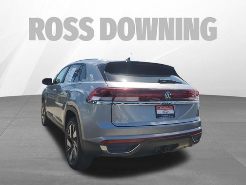 Silver Mist Metallic 2025 Volkswagen Atlas Cross Sport 2.0T SE w/Technology