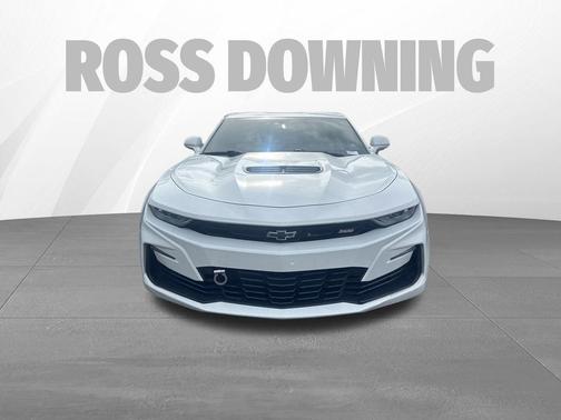 Summit White 2020 Chevrolet Camaro 2SS