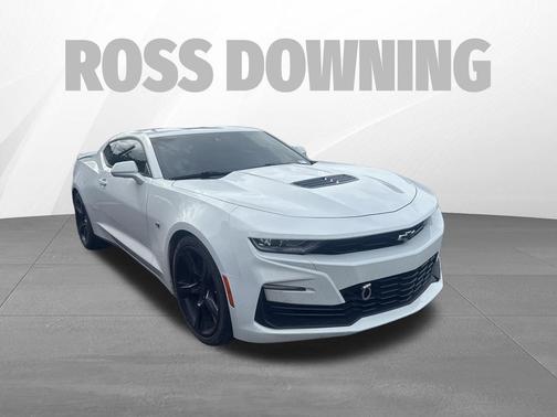 Summit White 2020 Chevrolet Camaro 2SS
