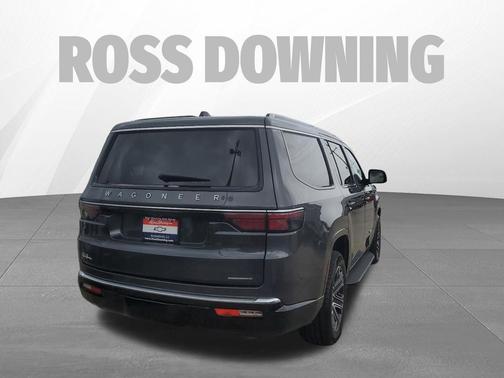 Baltic Gray Metallic Clearcoat 2024 Jeep Wagoneer Series II 4x2