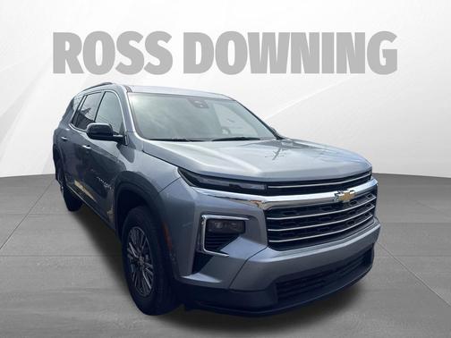 Sterling Gray Metallic 2025 Chevrolet Traverse LT