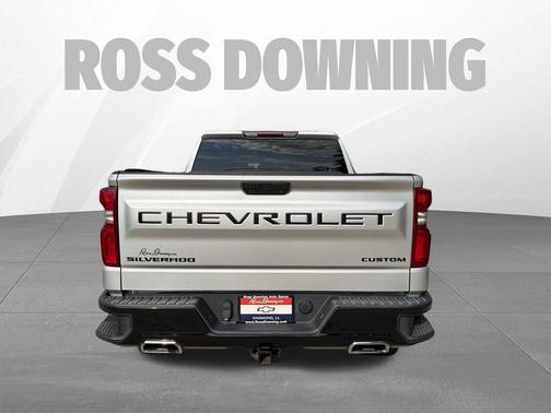 Silver Ice Metallic 2021 Chevrolet Silverado 1500 Custom Trail Boss
