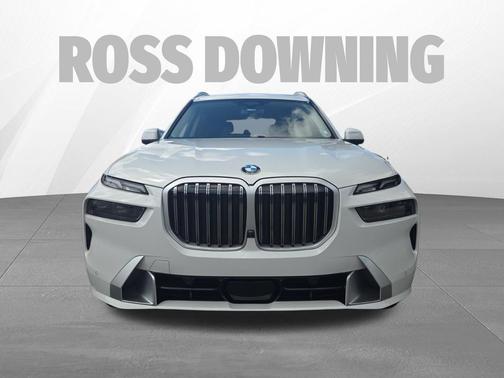 2023 BMW X7 xDrive40i