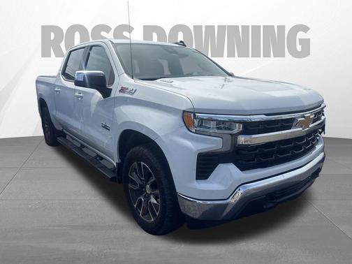 Summit White 2022 Chevrolet Silverado 1500 LT