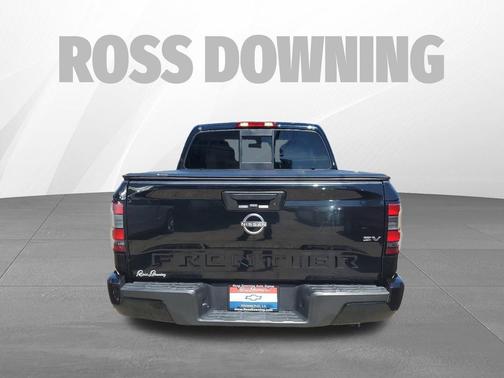 Super Black 2022 Nissan Frontier SV