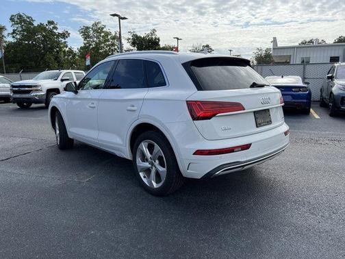 2021 Audi Q5 45 Premium Plus