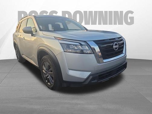 2025 Nissan Pathfinder SV FWD