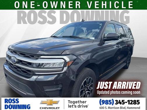 Gray Metallic 2024 Ford Expedition Max XLT