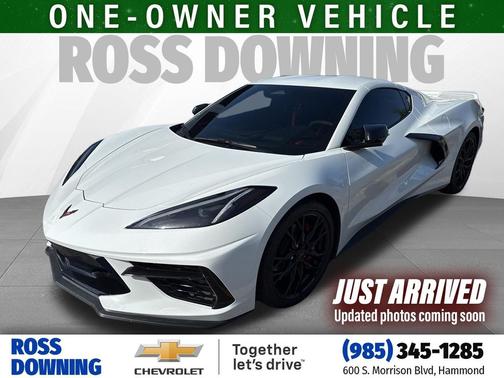 Arctic White 2024 Chevrolet Corvette Stingray w/2LT