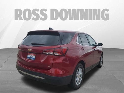 Radiant Red Tintcoat 2024 Chevrolet Equinox 1LT