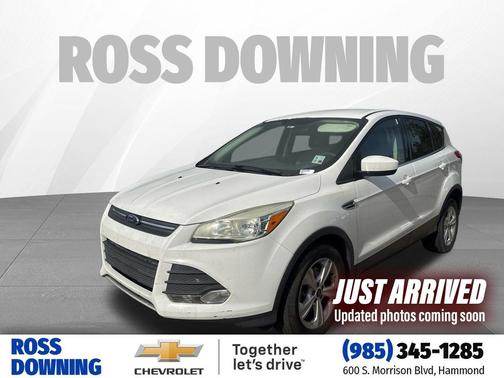 White 2016 Ford Escape SE