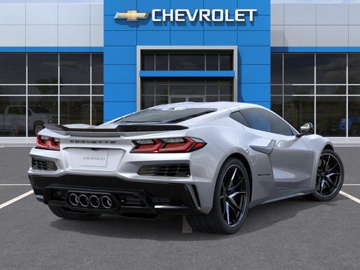 Blade Silver Metallic 2027 Chevrolet Corvette Grand Sport