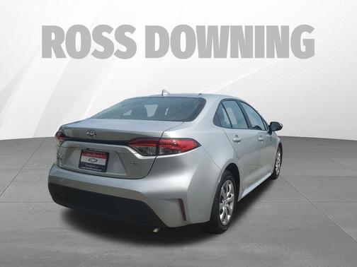 Classic Silver Metallic 2025 Toyota Corolla LE
