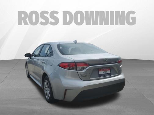 Classic Silver Metallic 2025 Toyota Corolla LE