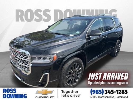 2023 GMC Acadia Denali
