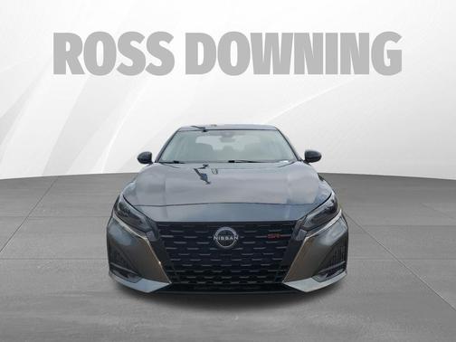 2025 Nissan Altima SR FWD