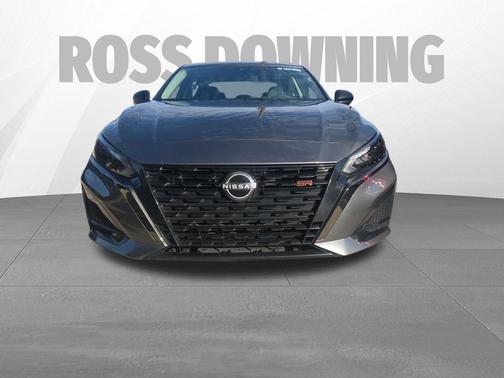 2025 Nissan Altima SR FWD