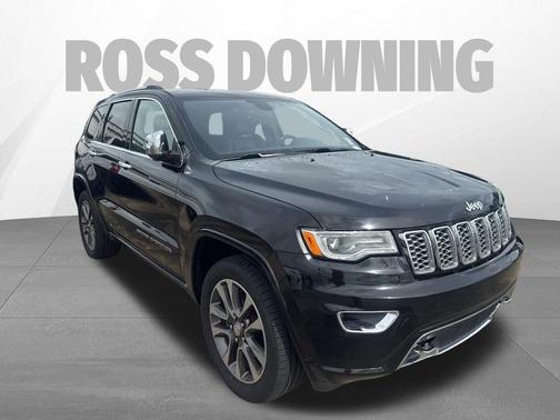 Diamond Black Crystal Pearlcoat 2018 Jeep Grand Cherokee Overland