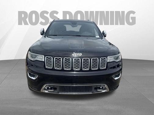 Diamond Black Crystal Pearlcoat 2018 Jeep Grand Cherokee Overland