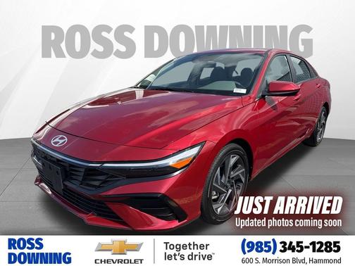 2025 Hyundai ELANTRA SEL