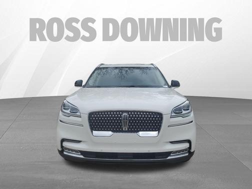 Pristine White Metallic Tri-Coat 2020 Lincoln Aviator Reserve AWD