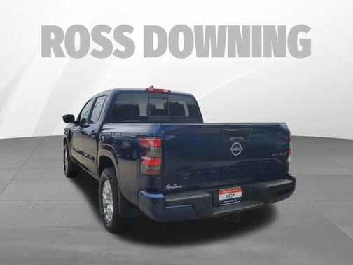 Deep Blue Pearl 2022 Nissan Frontier SV