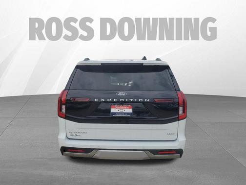 Oxford White 2026 Ford Expedition Max Platinum