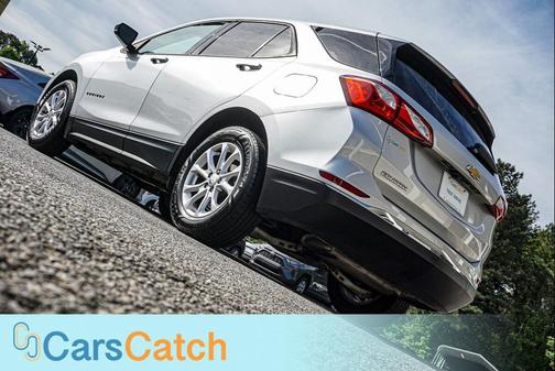 Silver Ice Metallic 2019 Chevrolet Equinox LS