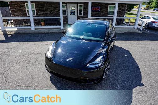 2022 Tesla Model Y Long Range Dual Motor All-Wheel Drive