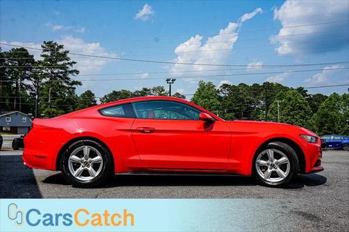 2017 Ford Mustang V6