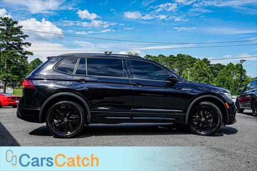 2022 Volkswagen Tiguan 2.0T SE R-Line Black