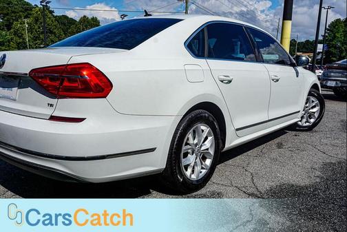 2016 Volkswagen Passat 1.8T S
