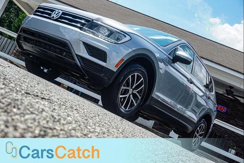 Pyrite Silver Metallic 2021 Volkswagen Tiguan 2.0T SE