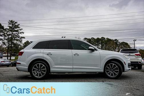 2019 Audi Q7 45 Premium Plus