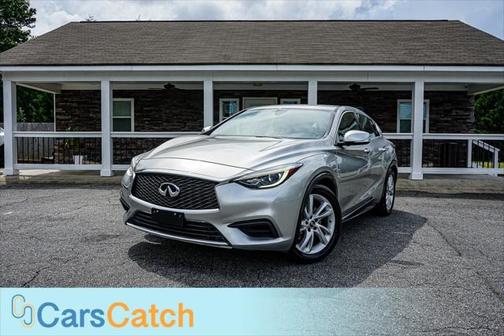 2018 INFINITI QX30 Luxury