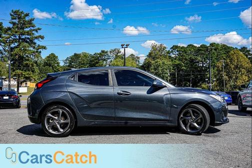 2020 Hyundai Veloster 2
