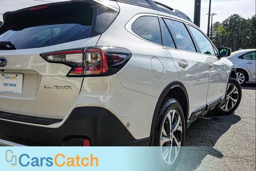 Crystal White Pearl 2021 Subaru Outback Limited