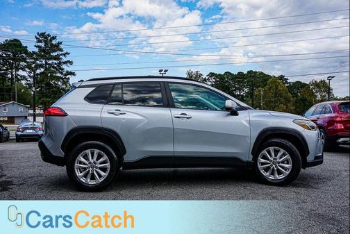 2022 Toyota Corolla Cross LE