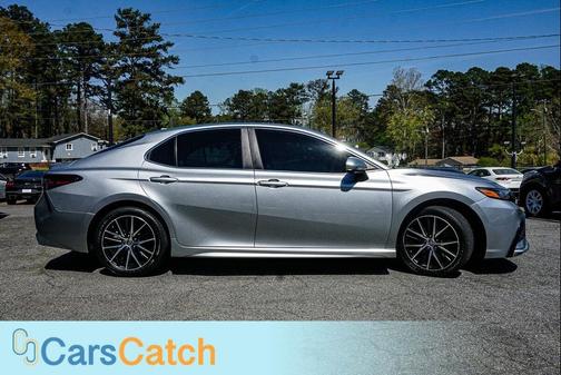 Celestial Silver Metallic 2021 Toyota Camry SE