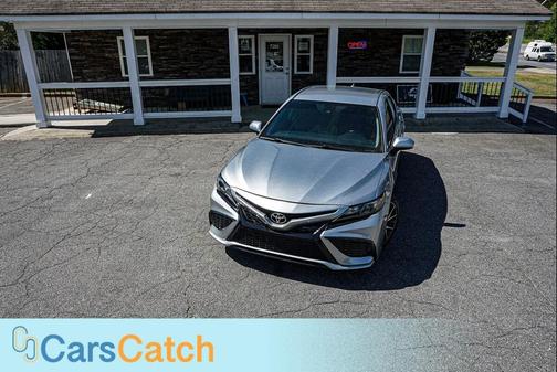 Celestial Silver Metallic 2021 Toyota Camry SE