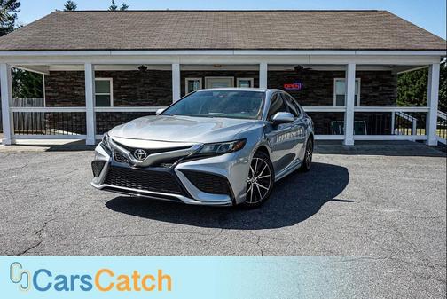 Celestial Silver Metallic 2021 Toyota Camry SE